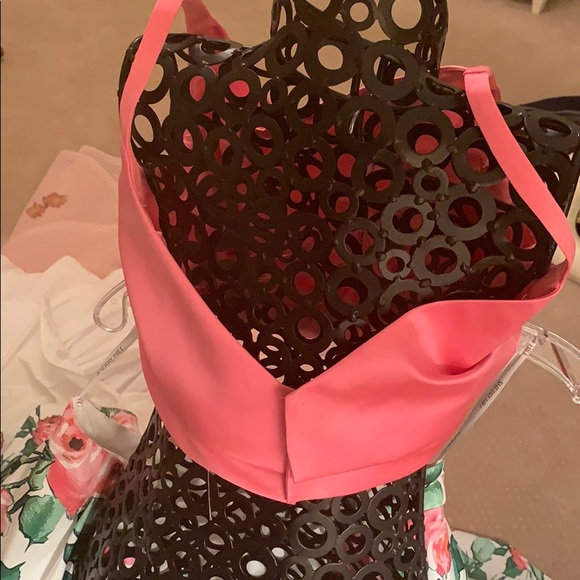 Sherri Hill spring collection - Picture 4 of 4